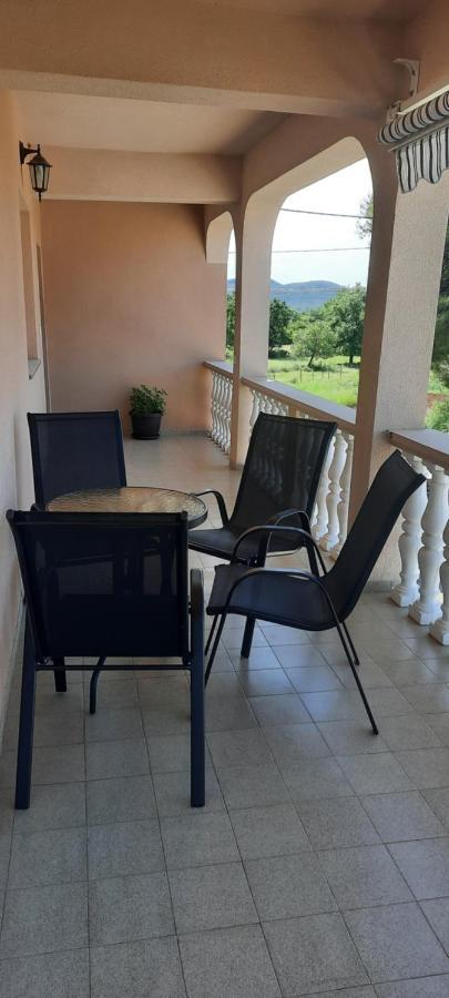 Apartment Elena Galovac  Dış mekan fotoğraf